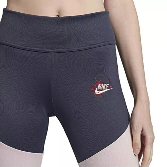 NWOT Nike Sportswear Essential Floral Printed leggings - Picture 5 of 11